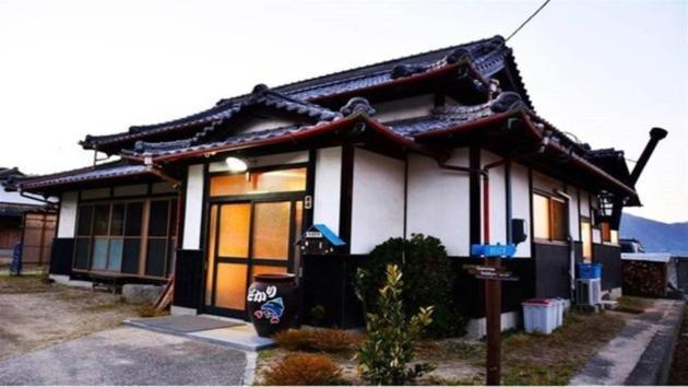 Guesthouse Yadokari - Vacation Stay 90101 Imabari Railway Station Exteriör bild